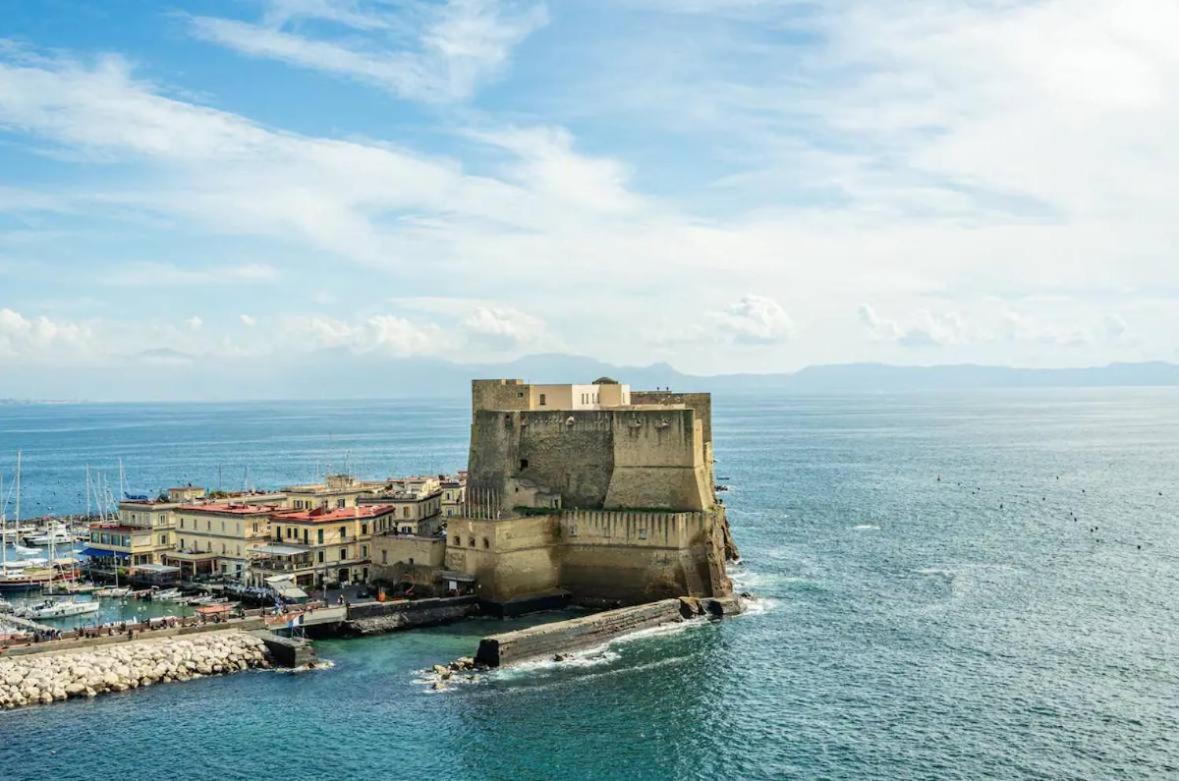Rooftop In Front Of The Castle Napoli Eksteriør bilde